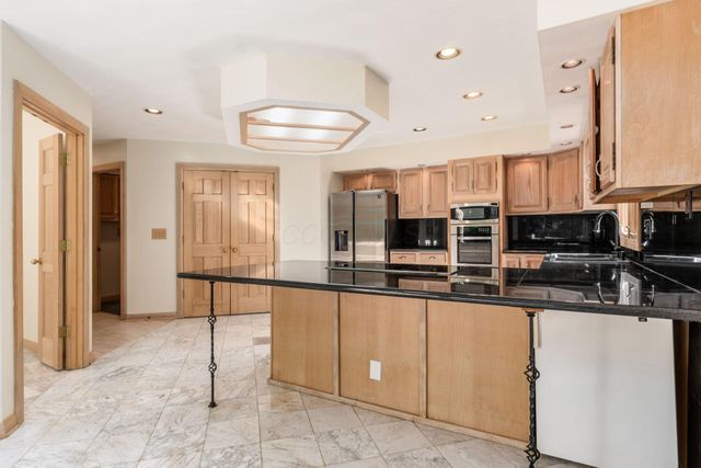 259 Autumn Leaf Court, Columbus, OH 43235