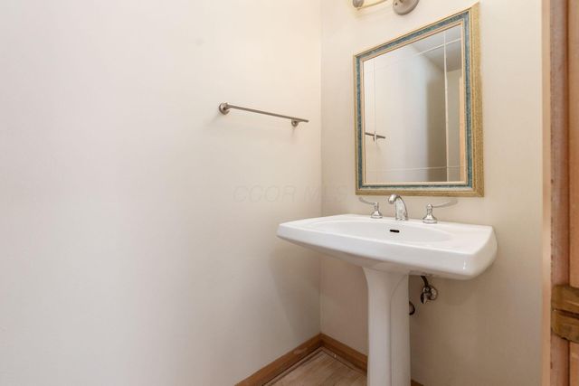 259 Autumn Leaf Court, Columbus, OH 43235