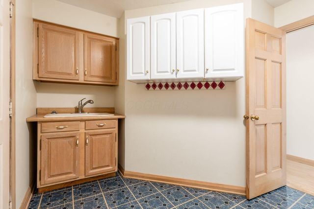 259 Autumn Leaf Court, Columbus, OH 43235