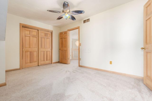 259 Autumn Leaf Court, Columbus, OH 43235