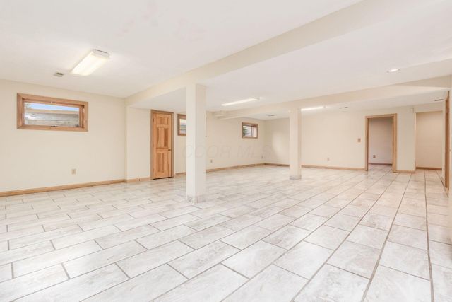 259 Autumn Leaf Court, Columbus, OH 43235