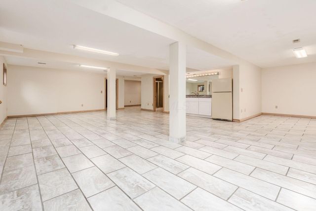 259 Autumn Leaf Court, Columbus, OH 43235