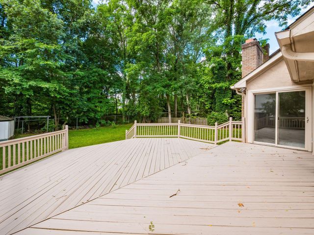 259 Autumn Leaf Court, Columbus, OH 43235