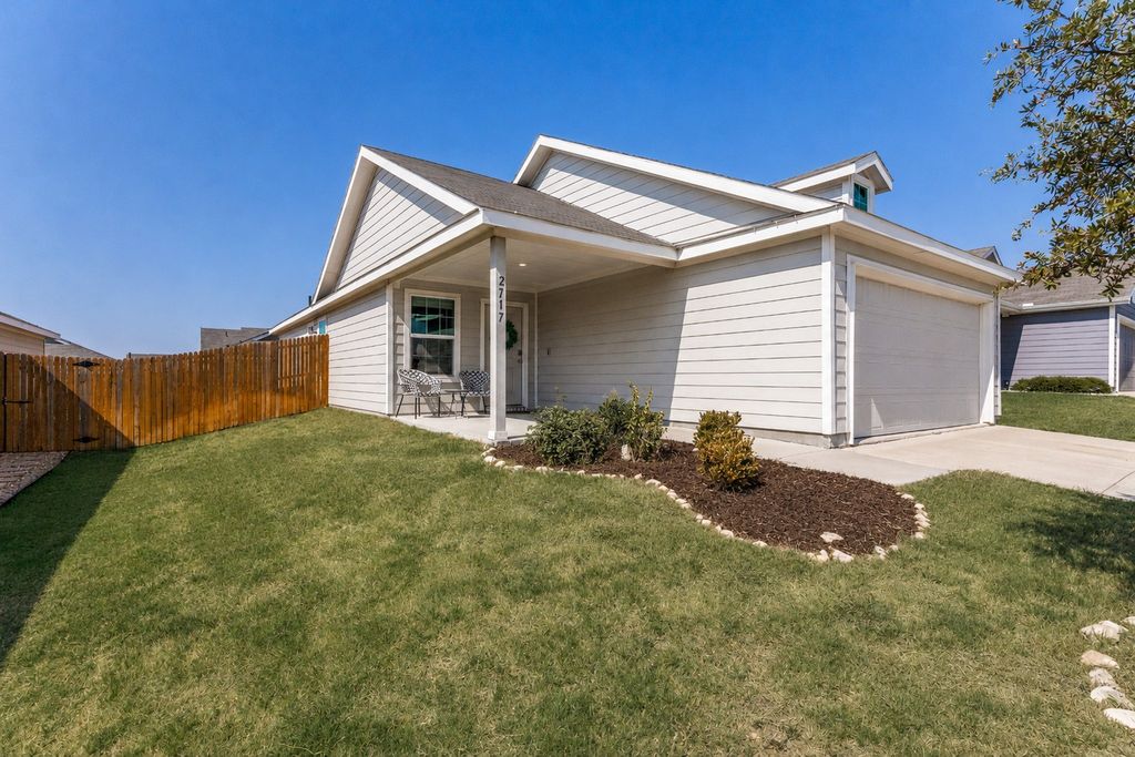 2717 Rosewater Lane, Fort Worth, TX 76179 — exterior