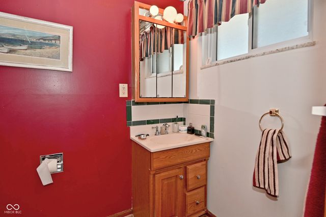 9170 E County Road 300 N, Brownsburg, IN 46112