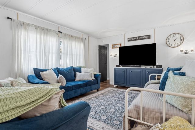 29300 Hwy 82 91, Park Hill, OK 74451