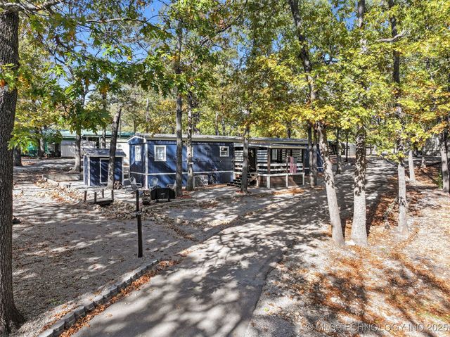 29300 Hwy 82 91, Park Hill, OK 74451