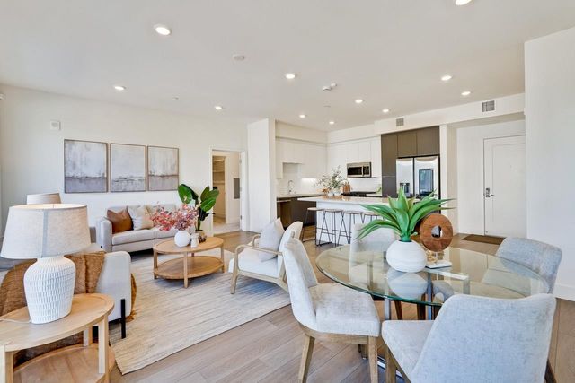 3698 Vision Common 221, Fremont, CA 94538