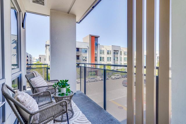 3698 Vision Common 221, Fremont, CA 94538