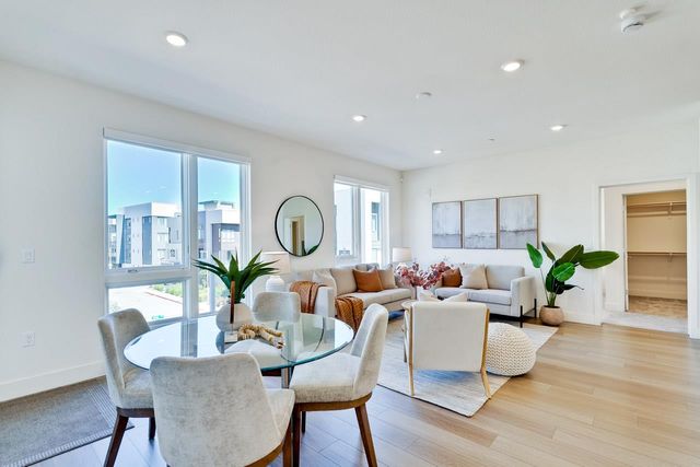 3698 Vision Common 221, Fremont, CA 94538