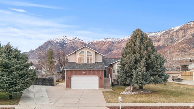1016 E 2600 N, North Ogden, UT 84414