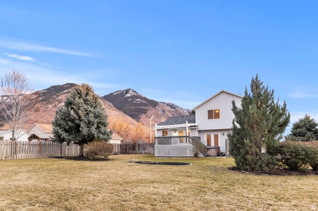 1016 E 2600 N, North Ogden, UT 84414