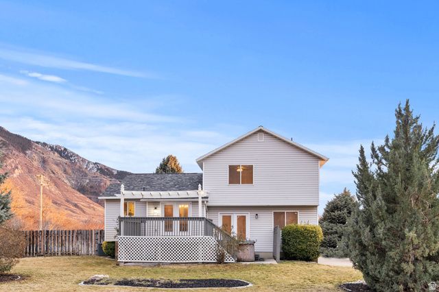 1016 E 2600 N, North Ogden, UT 84414