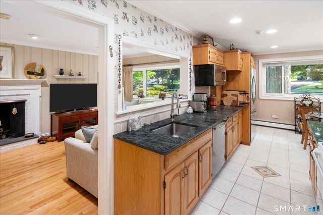 27 Archer Lane, Stamford, CT 06905