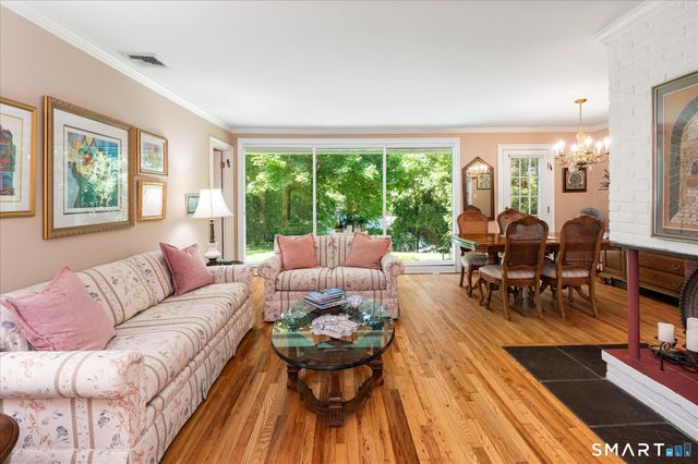 27 Archer Lane, Stamford, CT 06905