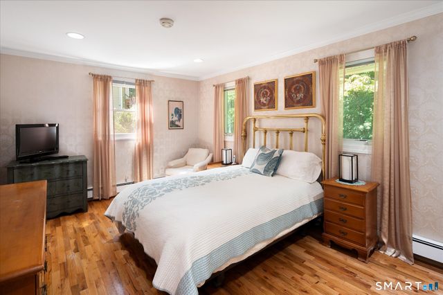 27 Archer Lane, Stamford, CT 06905