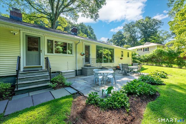27 Archer Lane, Stamford, CT 06905