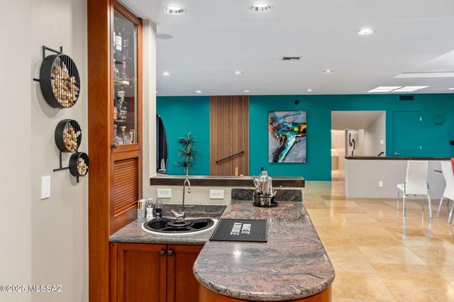 6030 E Finisterra, Tucson, AZ 85750