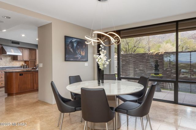 6030 E Finisterra, Tucson, AZ 85750