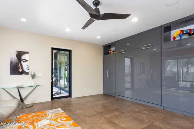 6030 E Finisterra, Tucson, AZ 85750