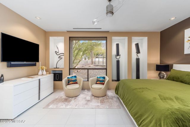 6030 E Finisterra, Tucson, AZ 85750