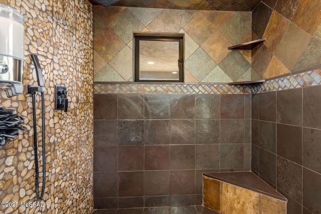 6030 E Finisterra, Tucson, AZ 85750