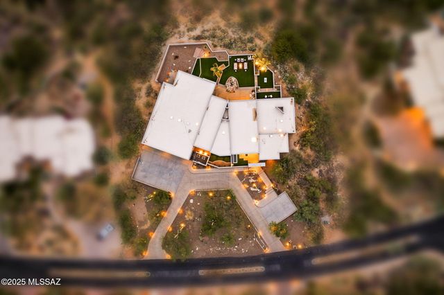 6030 E Finisterra, Tucson, AZ 85750