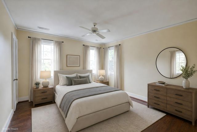 10 Chalmers Street, Charleston, SC 29401