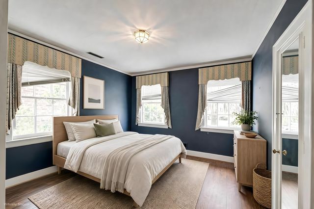 10 Chalmers Street, Charleston, SC 29401