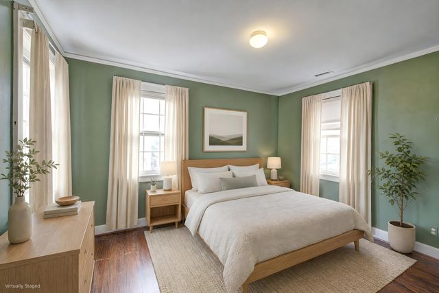 10 Chalmers Street, Charleston, SC 29401