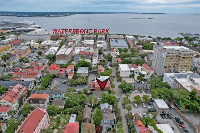 10 Chalmers Street, Charleston, SC 29401