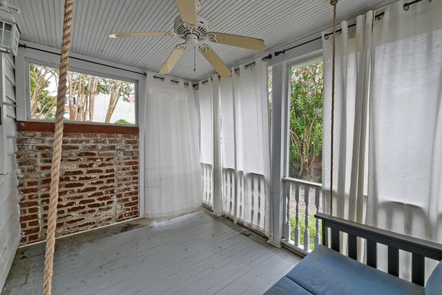 10 Chalmers Street, Charleston, SC 29401