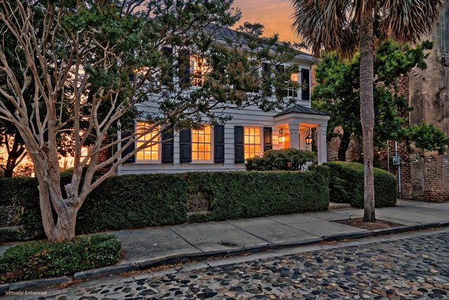 10 Chalmers Street, Charleston, SC 29401