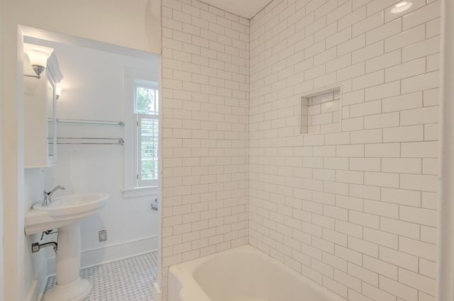 10 Chalmers Street, Charleston, SC 29401