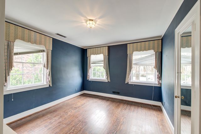 10 Chalmers Street, Charleston, SC 29401