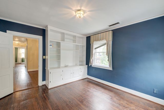 10 Chalmers Street, Charleston, SC 29401