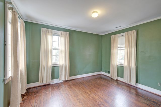 10 Chalmers Street, Charleston, SC 29401