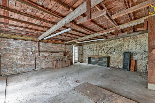10 Chalmers Street, Charleston, SC 29401