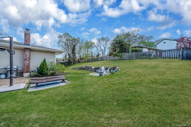 296 Moriches Road, Smithtown, NY 11780