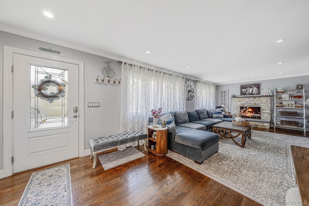 296 Moriches Road, Smithtown, NY 11780 — photo 4