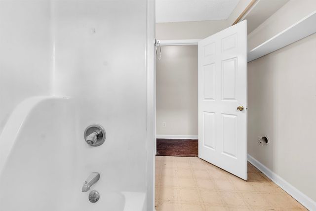 2593 DURHAM DR, Memphis, TN 38127