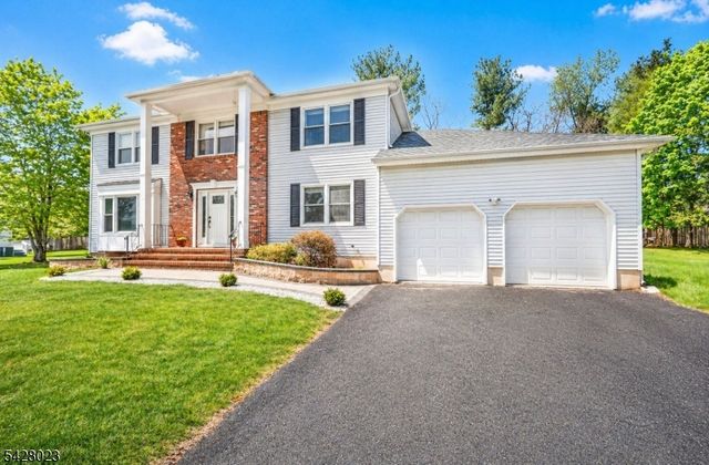 173 Beekman Ln, Hillsborough Twp., NJ 08844