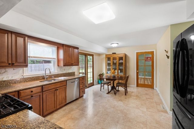 173 Beekman Ln, Hillsborough Twp., NJ 08844