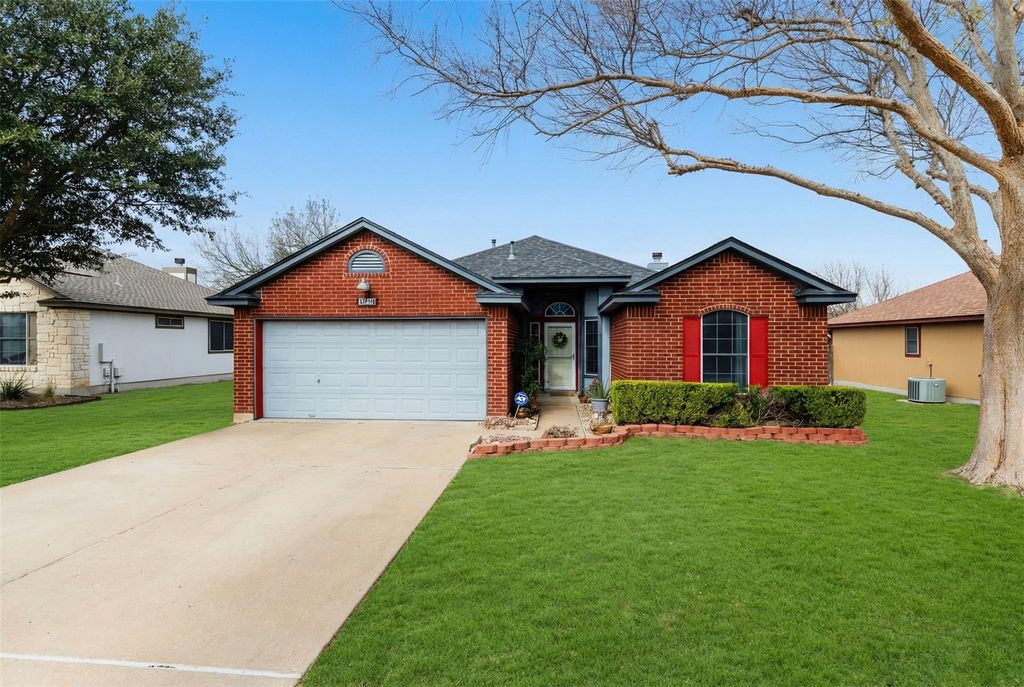 1311 Mountain Springs LN, Leander, TX 78641