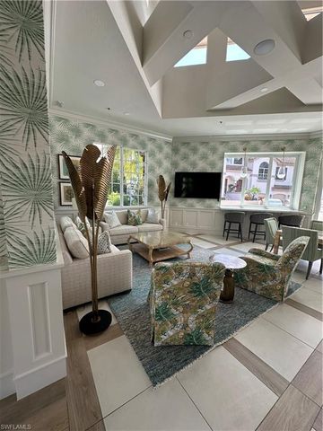 157 Colonade CIR 1002, Naples, FL 34103