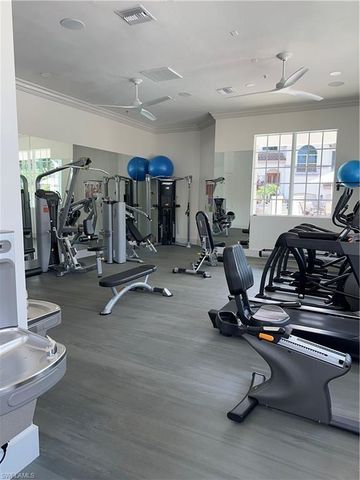 157 Colonade CIR 1002, Naples, FL 34103