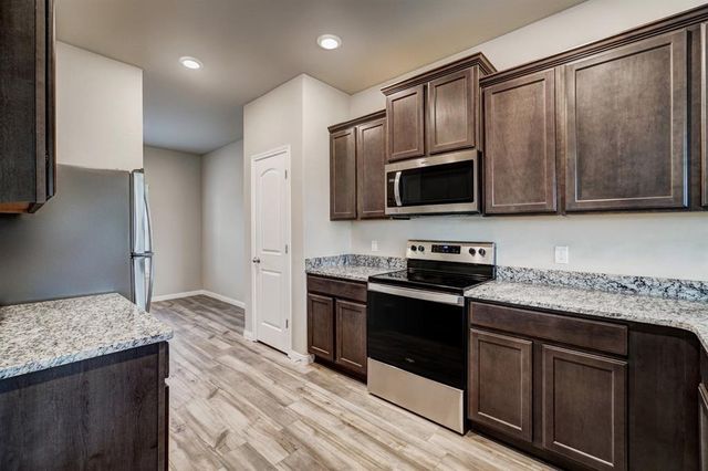 1810 Palmatum Road, El Reno, OK 73036