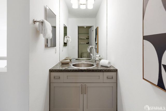 15 Lucerne Street B, San Francisco, CA 94103