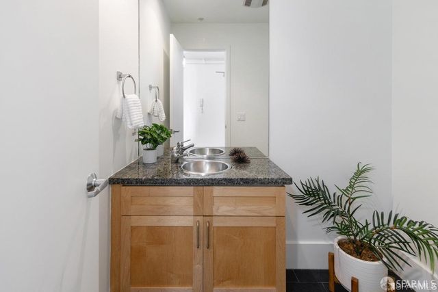 15 Lucerne Street B, San Francisco, CA 94103