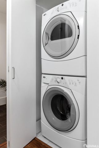 15 Lucerne Street B, San Francisco, CA 94103